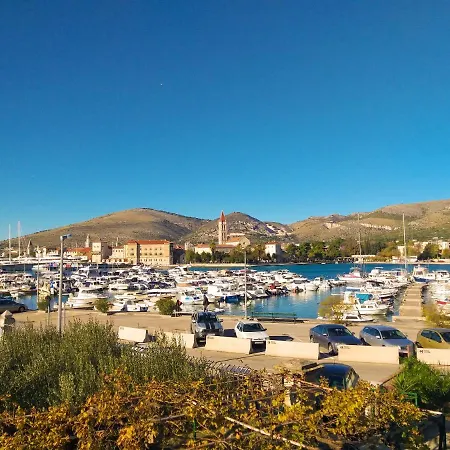 Cagalj トロギール