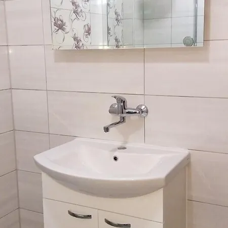 アパート Cagalj *